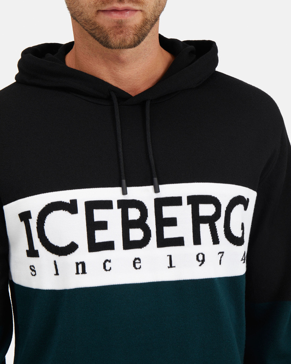 Pullover da uomo a blocchi di colore in lana con cappuccio - Iceberg - Official Website
