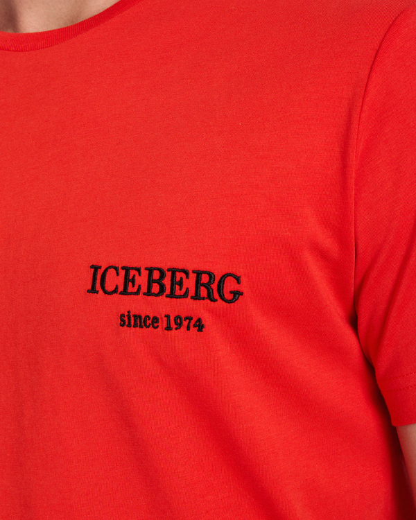 Red Iceberg T-shirt with Mickey Mouse expressions on back - Iceberg - Official Website