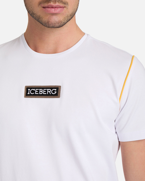 T-shirt da uomo bianca con bordini gialli e logo Iceberg - Iceberg - Official Website