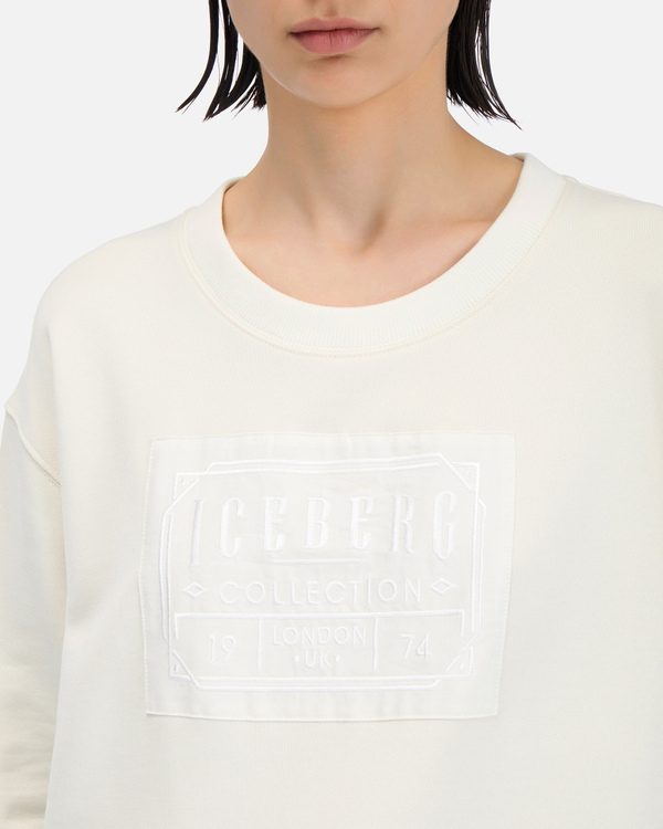 White Iceberg sweatshirt with embroidered logo panel - Iceberg - Official Website