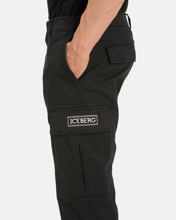 Black cargo trousers - Iceberg - Official Website