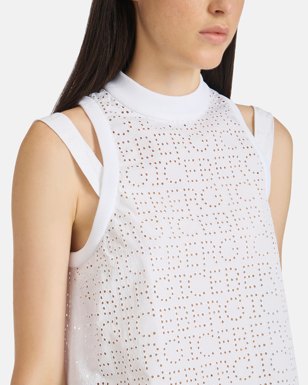 Sangallo effect logo cropped top - Iceberg - Official Website