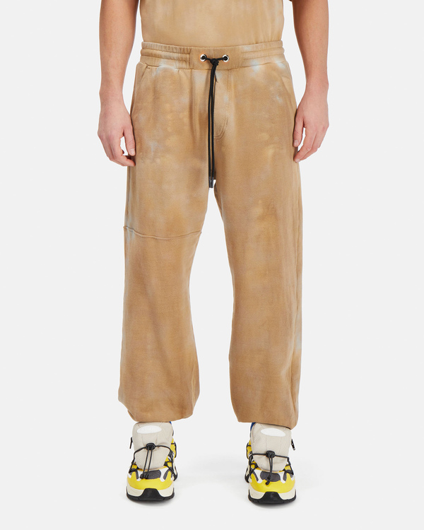 Men's embroidered beige KAILAND O. MORRIS cloud-effect dyed joggers - Iceberg - Official Website