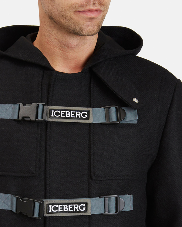 Montgomery uomo nero in misto lana con polsi in maglia e fibbie regolatrici logate - Iceberg - Official Website