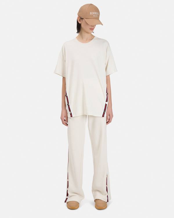 T-shirt donna color cipria in cotone con nastro rigato asimmetrico a contrasto - Iceberg - Official Website