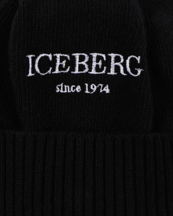Institutional logo black beanie - Iceberg - Official Website