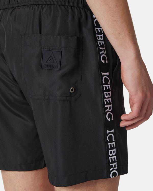 Black vertical logo detail boxer swimming shorts - Iceberg - Official Website