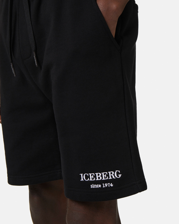 Heritage logo shorts in black - Iceberg - Official Website