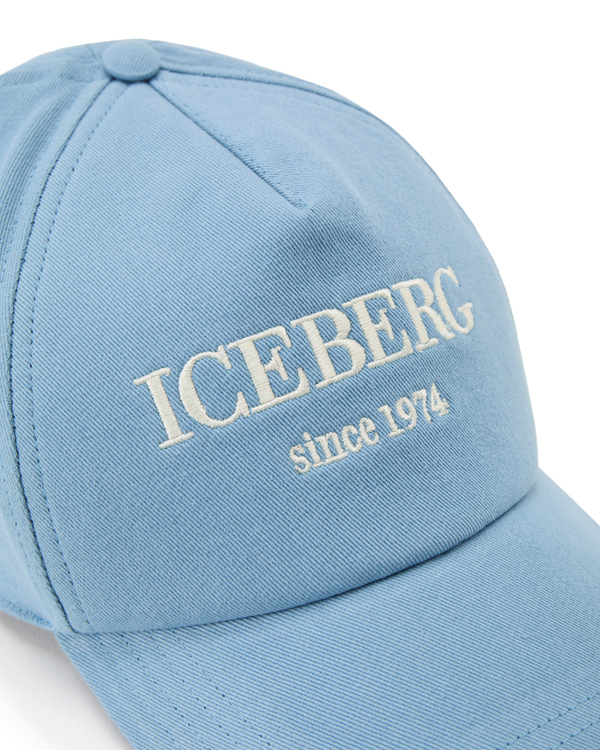 Cappellino celeste logo heritage - Iceberg - Official Website