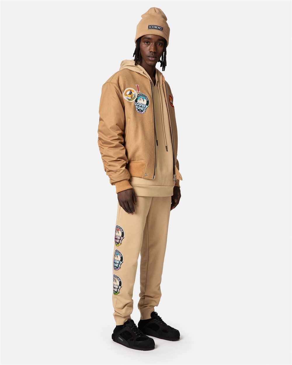 Joggers with patch - Iceberg - Official Website