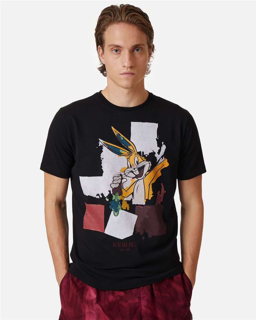 Black T-shirt with cartoon graphic - Iceberg - Official Website