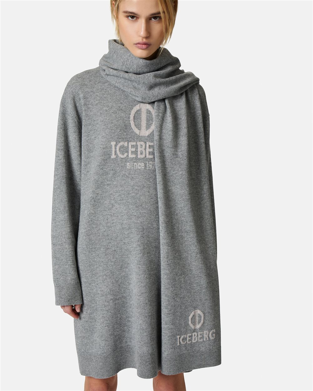 Scarf with logo - Iceberg - Official Website