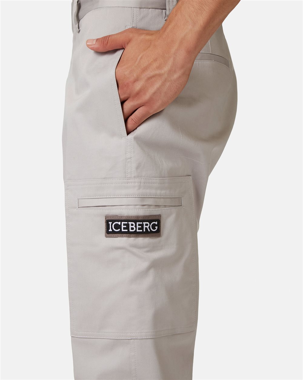 Classic trousers with side pocket - Iceberg - Official Website