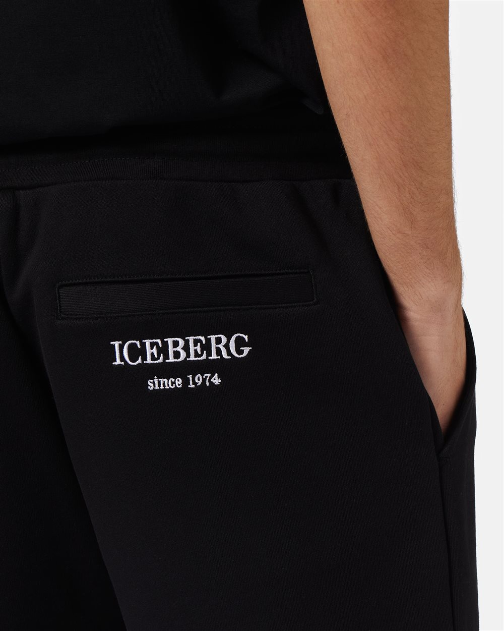 Bermuda shorts with drawstring - Iceberg - Official Website
