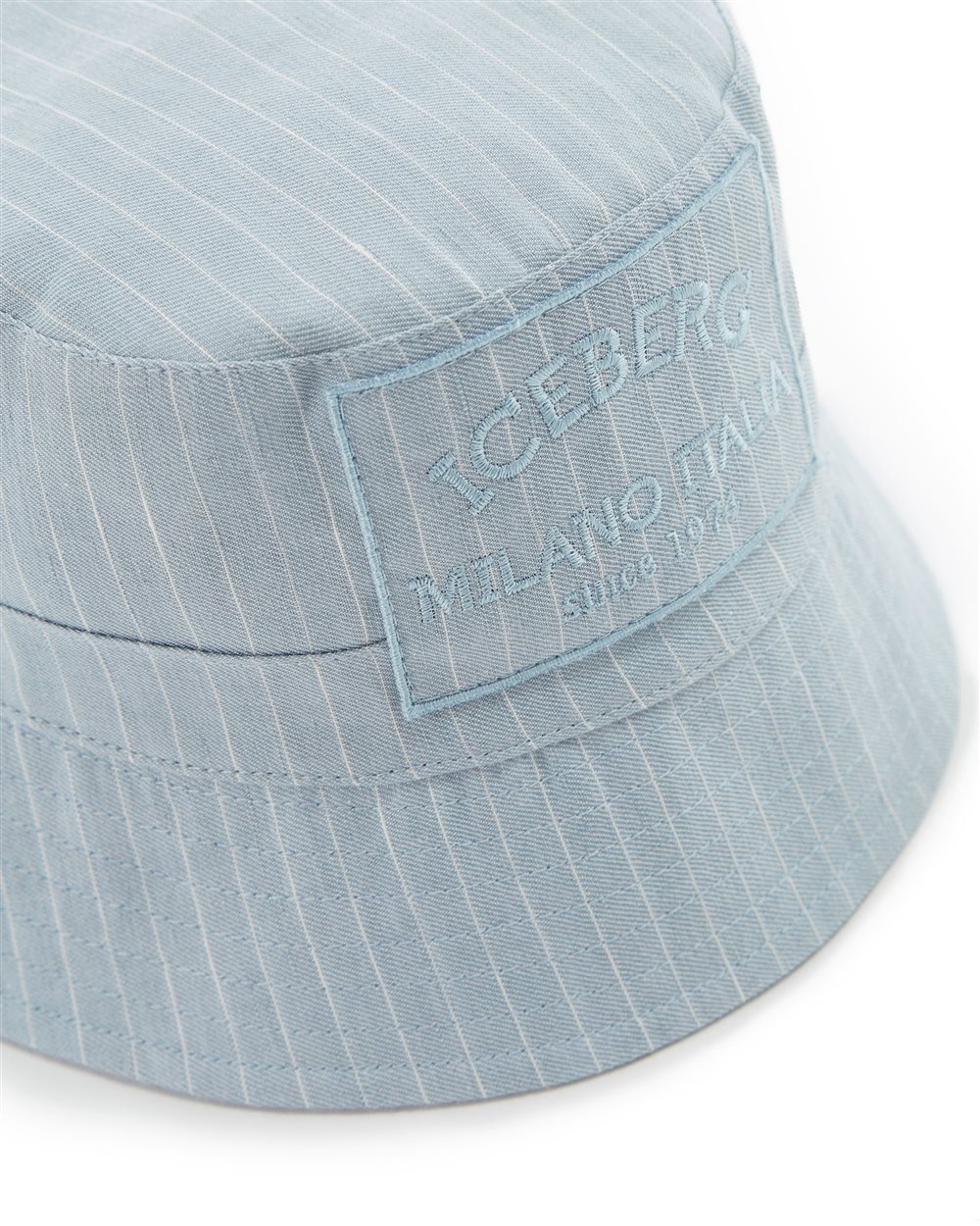 Cappello bucket con logo - Iceberg - Official Website