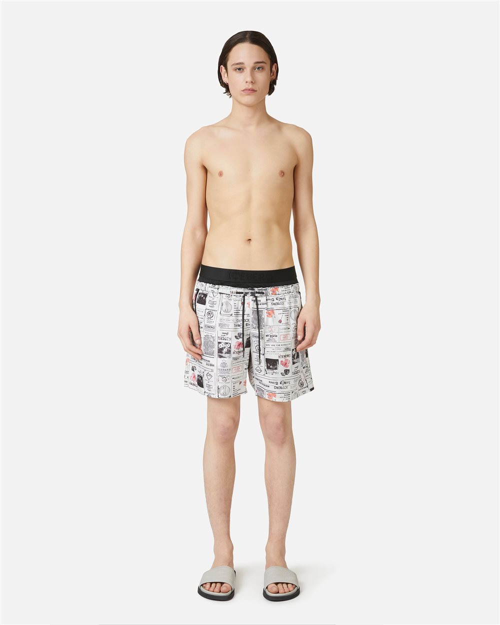 Optical white newspaper print swim trunks with waistband, drawstring and contrasting logo - Iceberg - Official Website