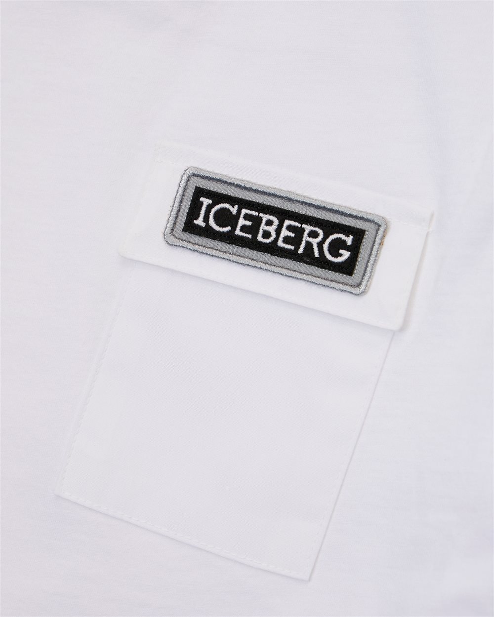 T-shirt girocollo in cotone bianco con logo Iceberg sul cuore - Iceberg - Official Website