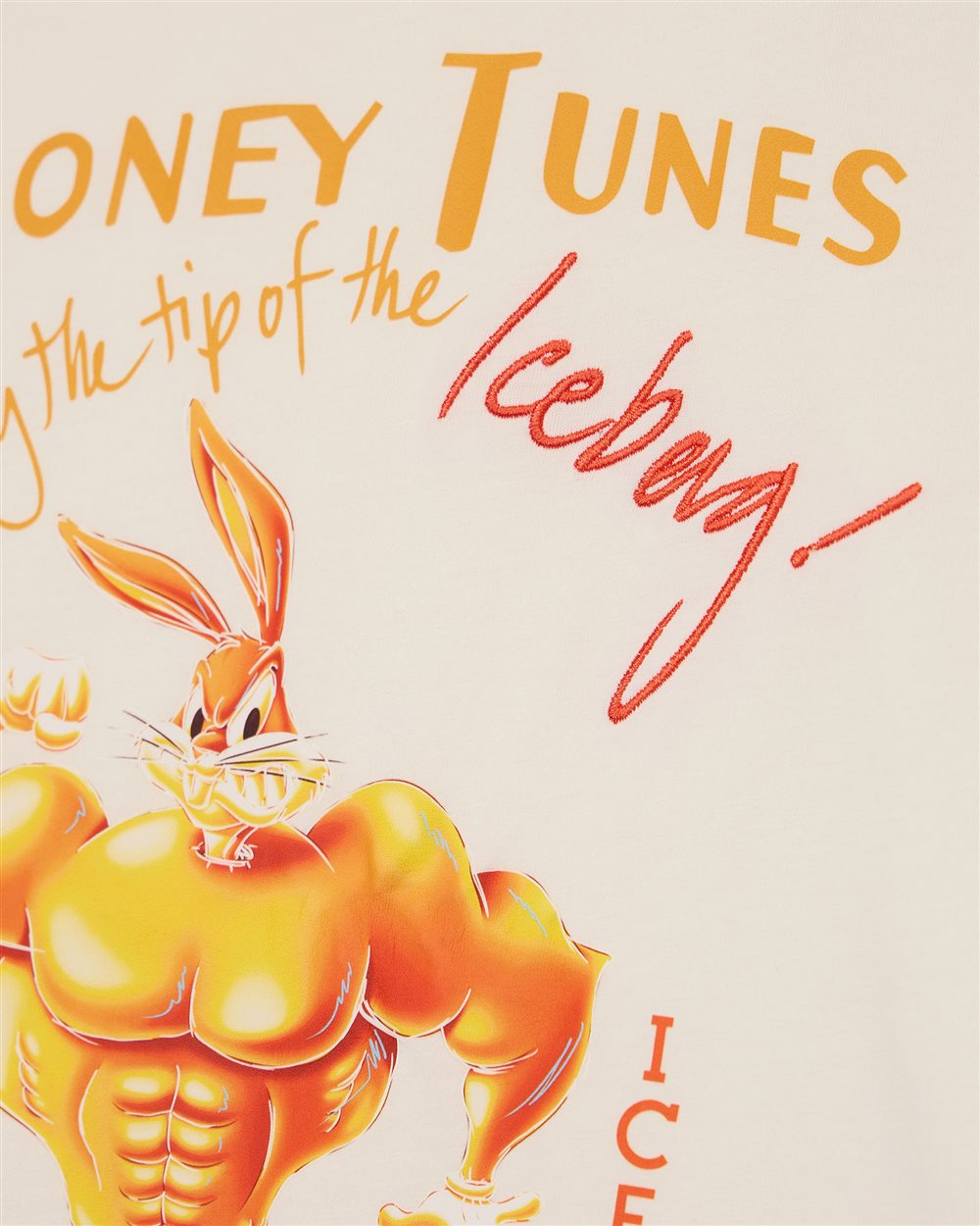 Cream T-shirt with red and orange Looney Tunes prints and designs on the front - Iceberg - Official Website