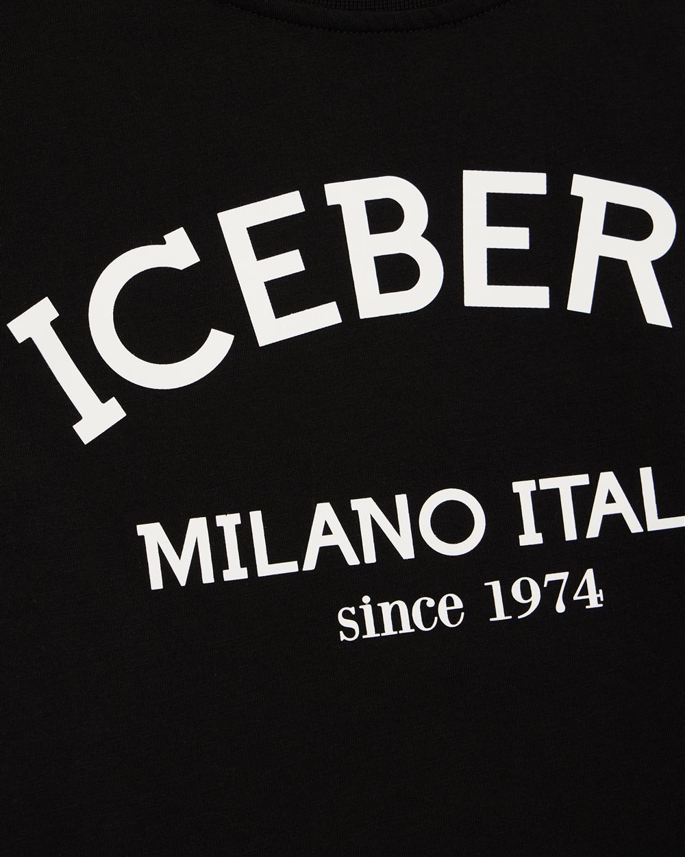 T-shirt nera con logo Iceberg istituzionale sul davanti - Iceberg - Official Website