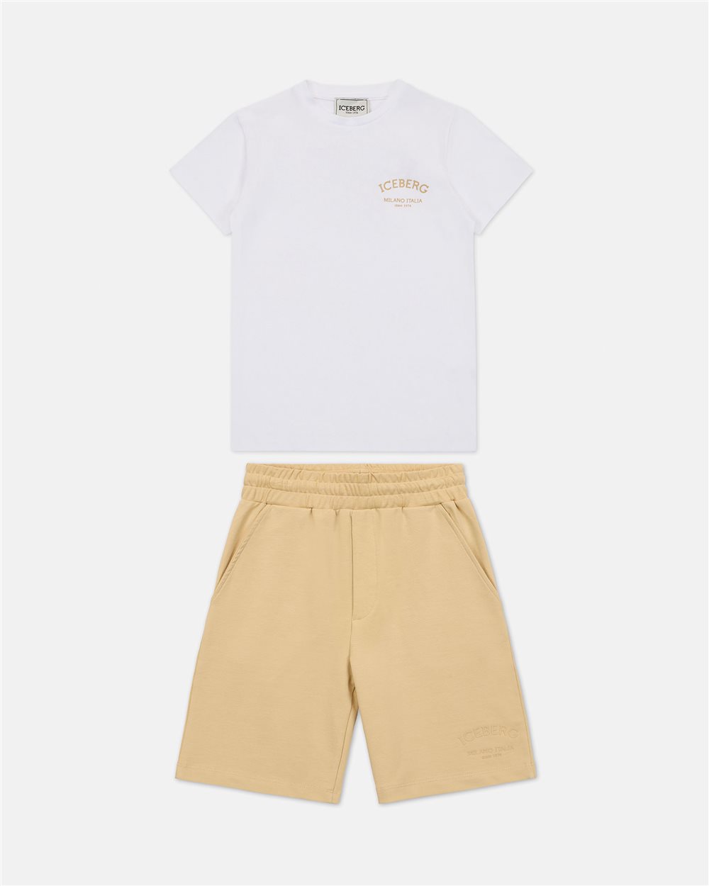 Coordinated Look: T-shirt and Bermuda Shorts - Iceberg - Official Website