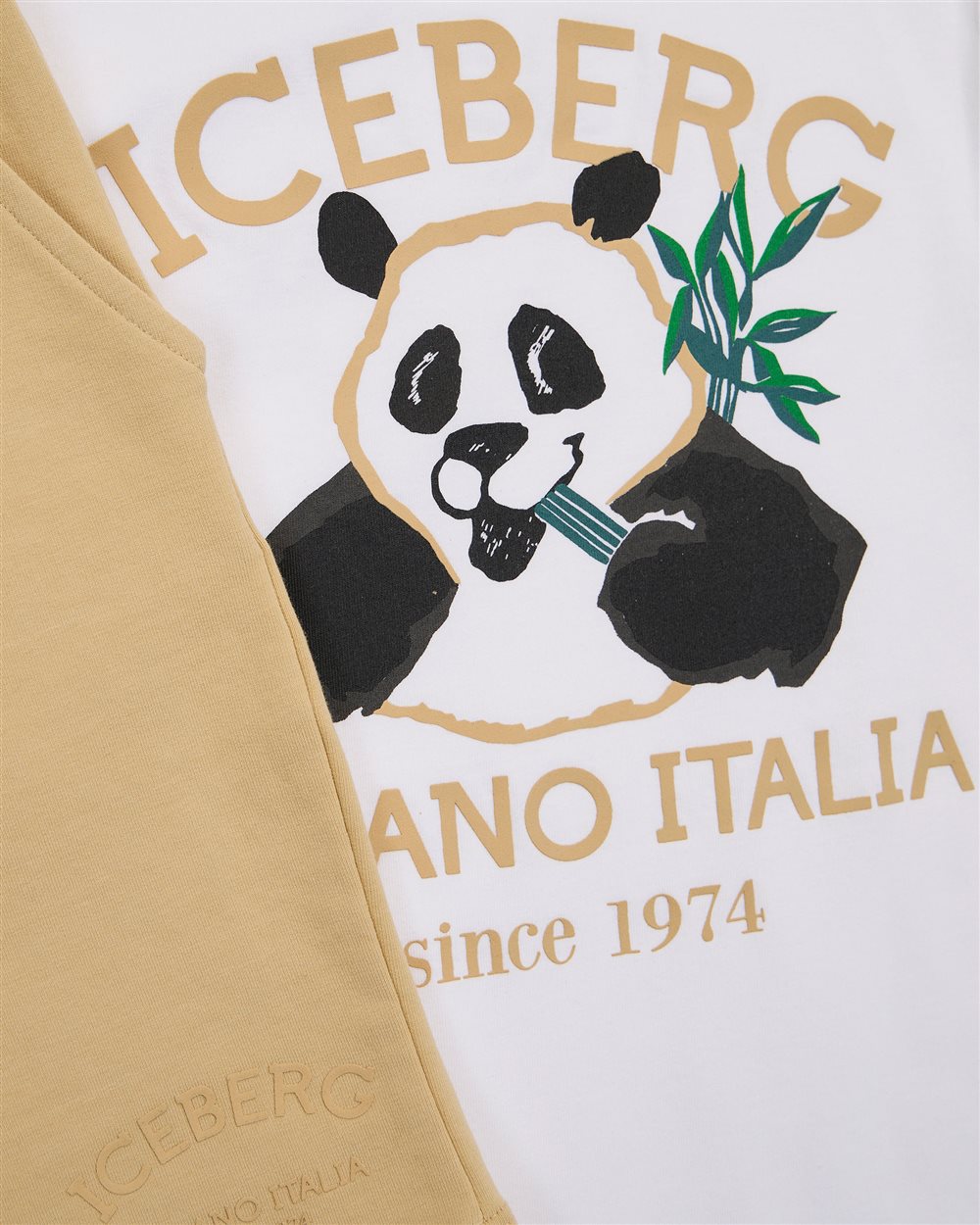 Coordinated Look: T-shirt and Bermuda Shorts - Iceberg - Official Website