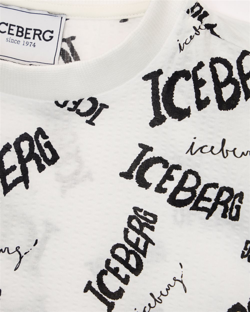 White cropped T-shirt with allover contrasting Iceberg logo and prints - Iceberg - Official Website