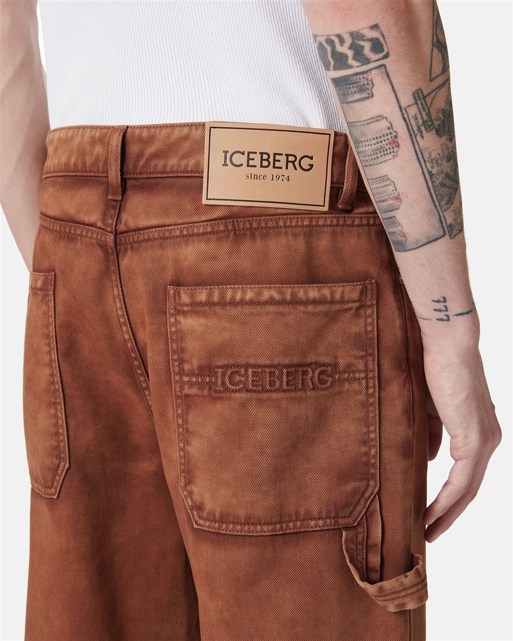 Terracotta-colored trousers 5-pocket model with straight leg fit - Iceberg - Official Website
