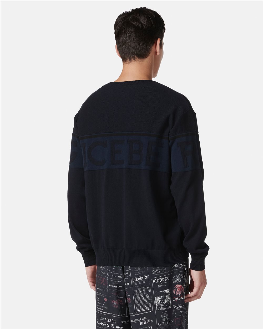 Blue crewneck sweater in Makò cotton with two-tone jacquard work - Iceberg - Official Website