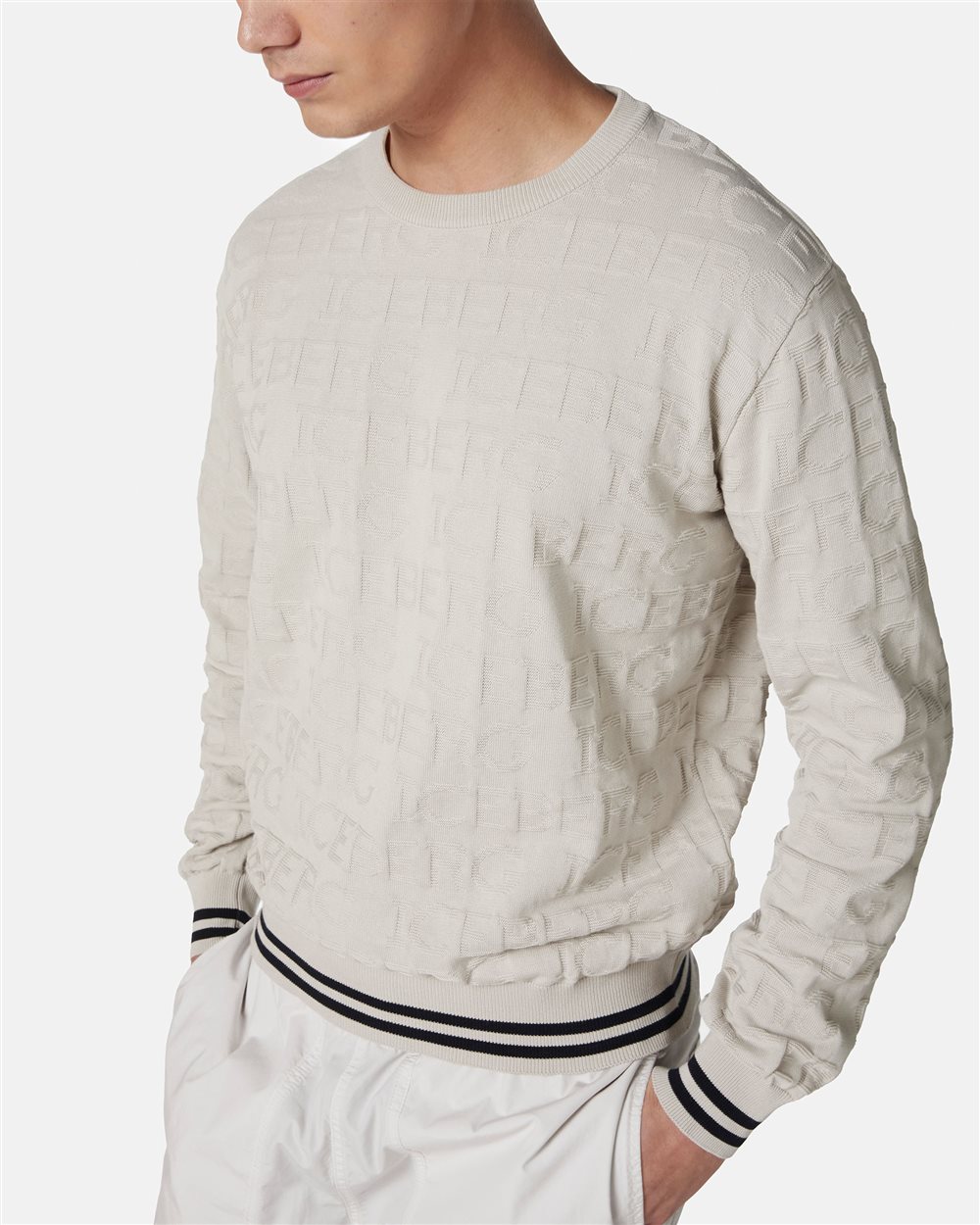 White ice crewneck sweater in 100% cotton with allover logo - Iceberg - Official Website