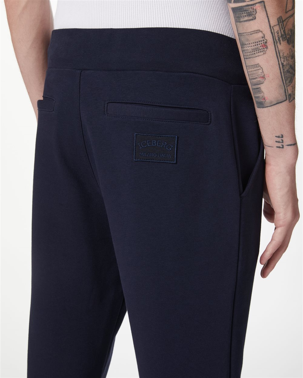 Blue sweatpants in sustainable cotton with embroidered patch - Iceberg - Official Website