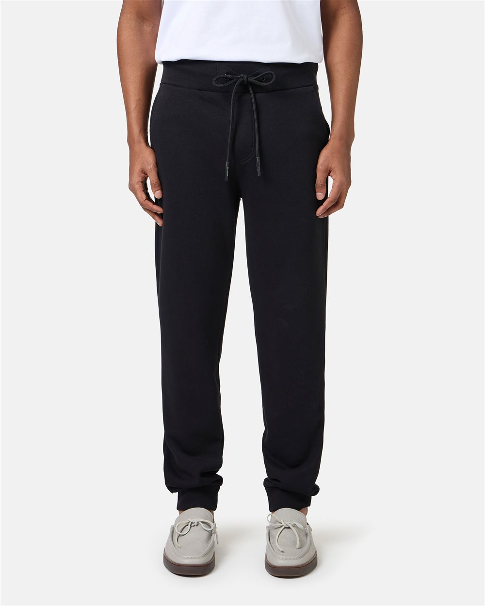 Black sweatpants in sustainable cotton with embroidered patch - Iceberg - Official Website