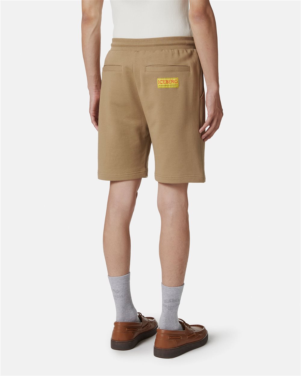 Slim fit mud cotton fleece Bermuda shorts with Taz embroidery - Iceberg - Official Website