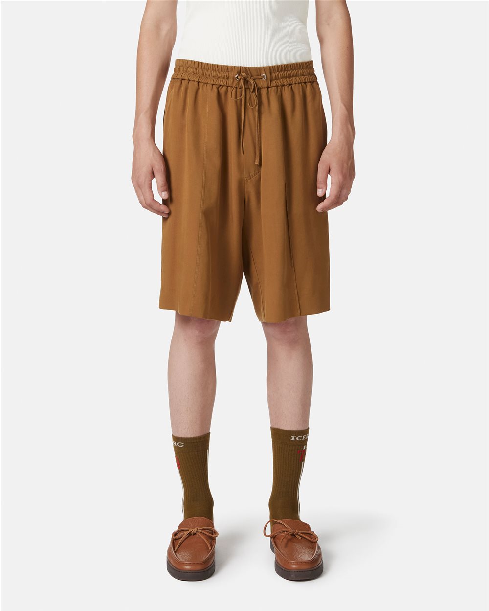 Comfort fit oil-colored Bermuda shorts in Tencel with contrasting stripes - Iceberg - Official Website