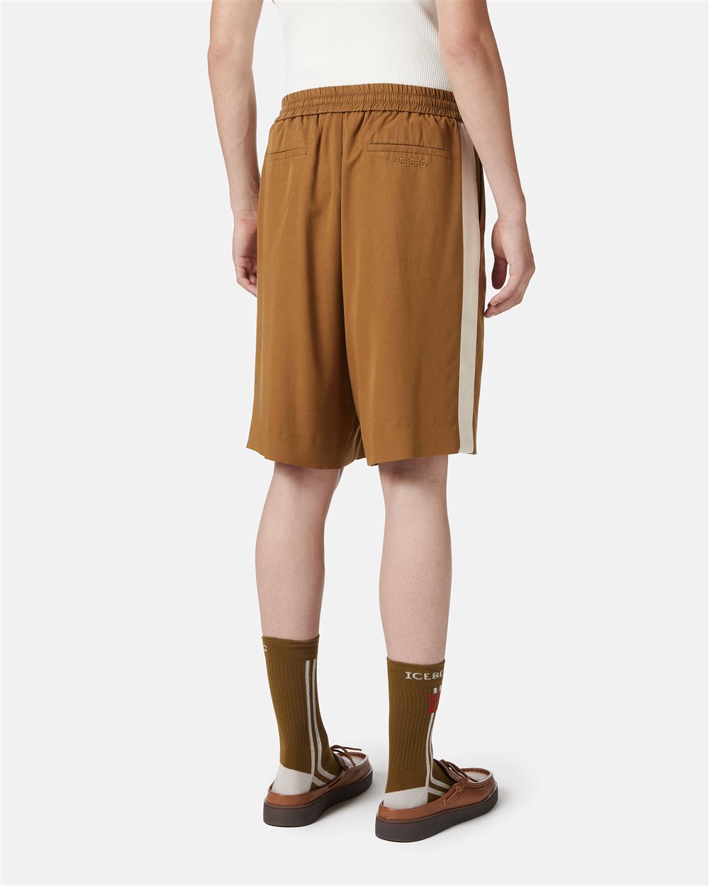 Comfort fit oil-colored Bermuda shorts in Tencel with contrasting stripes - Iceberg - Official Website