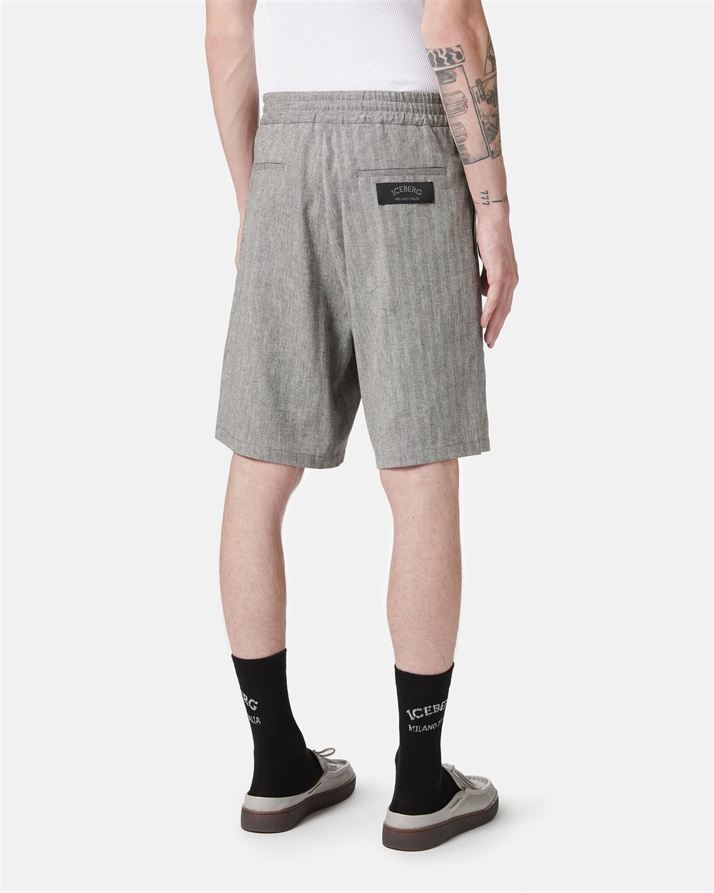 Regular fit Bermuda shorts in black and white herringbone fabric - Iceberg - Official Website