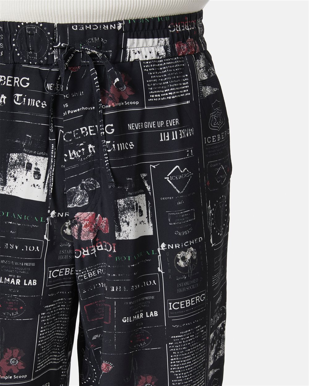 ECOVERO Viscose Relaxed Fit Bermuda Shorts with Allover Multi-Logo Print - Iceberg - Official Website