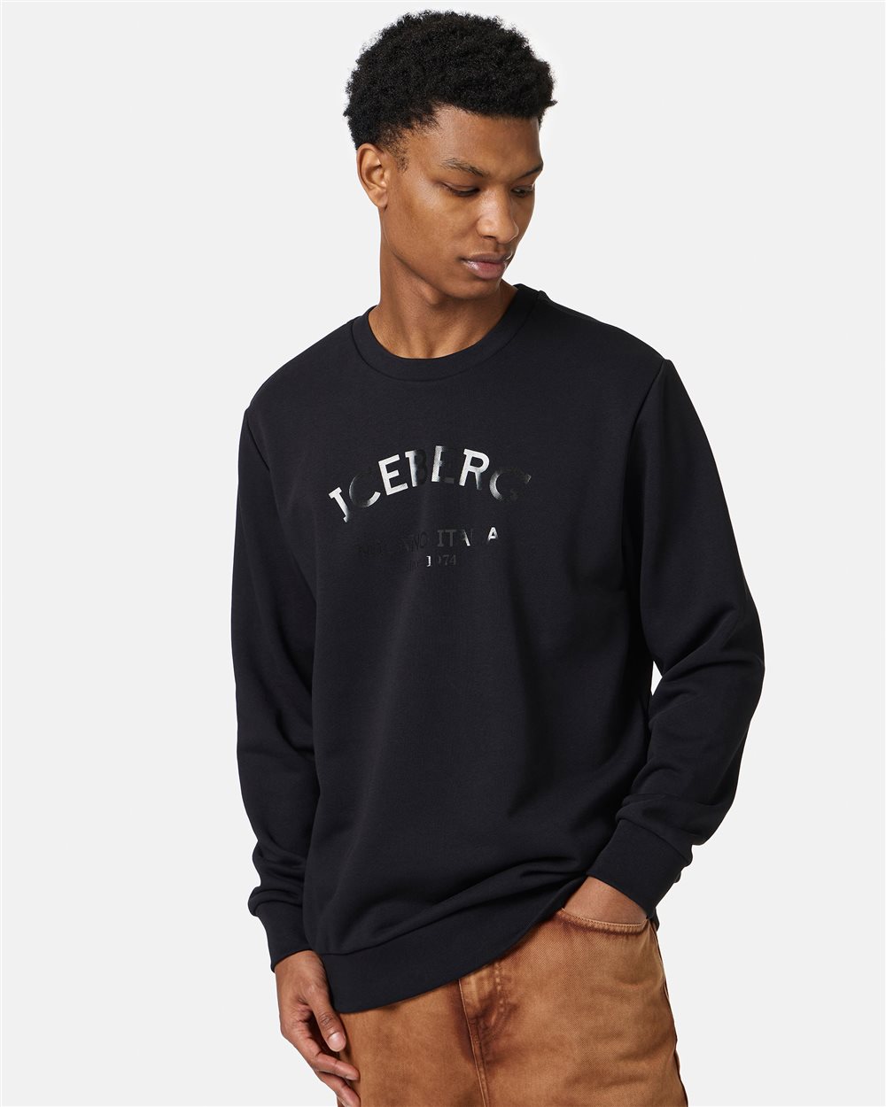 Felpa nera girocollo slim fit con logo Iceberg - Iceberg - Official Website