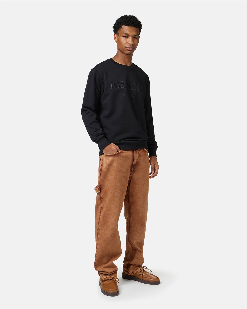 Slim fit black sweatshirt in cotton with Iceberg logo embroidery - Iceberg - Official Website