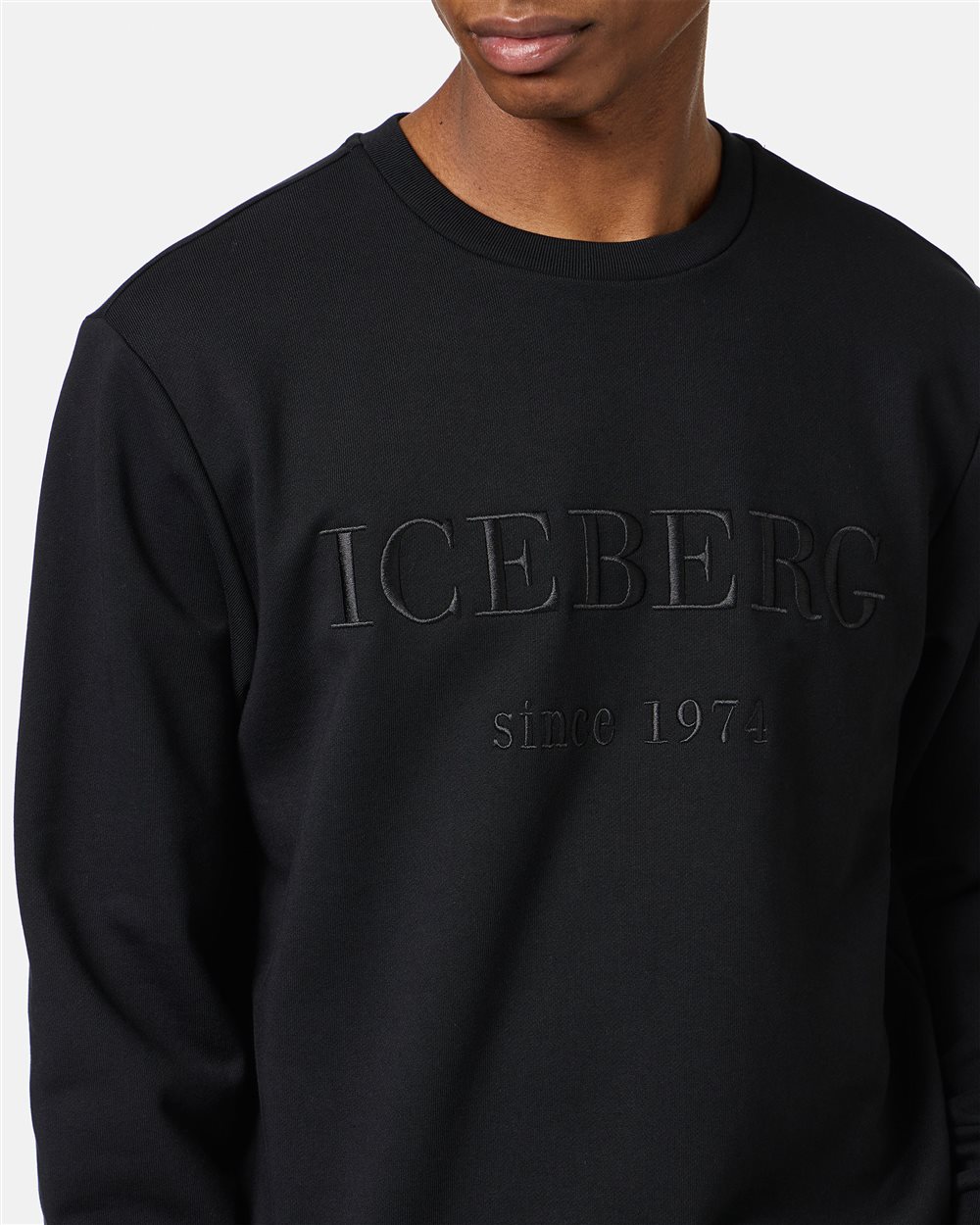 Slim fit black sweatshirt in cotton with Iceberg logo embroidery - Iceberg - Official Website