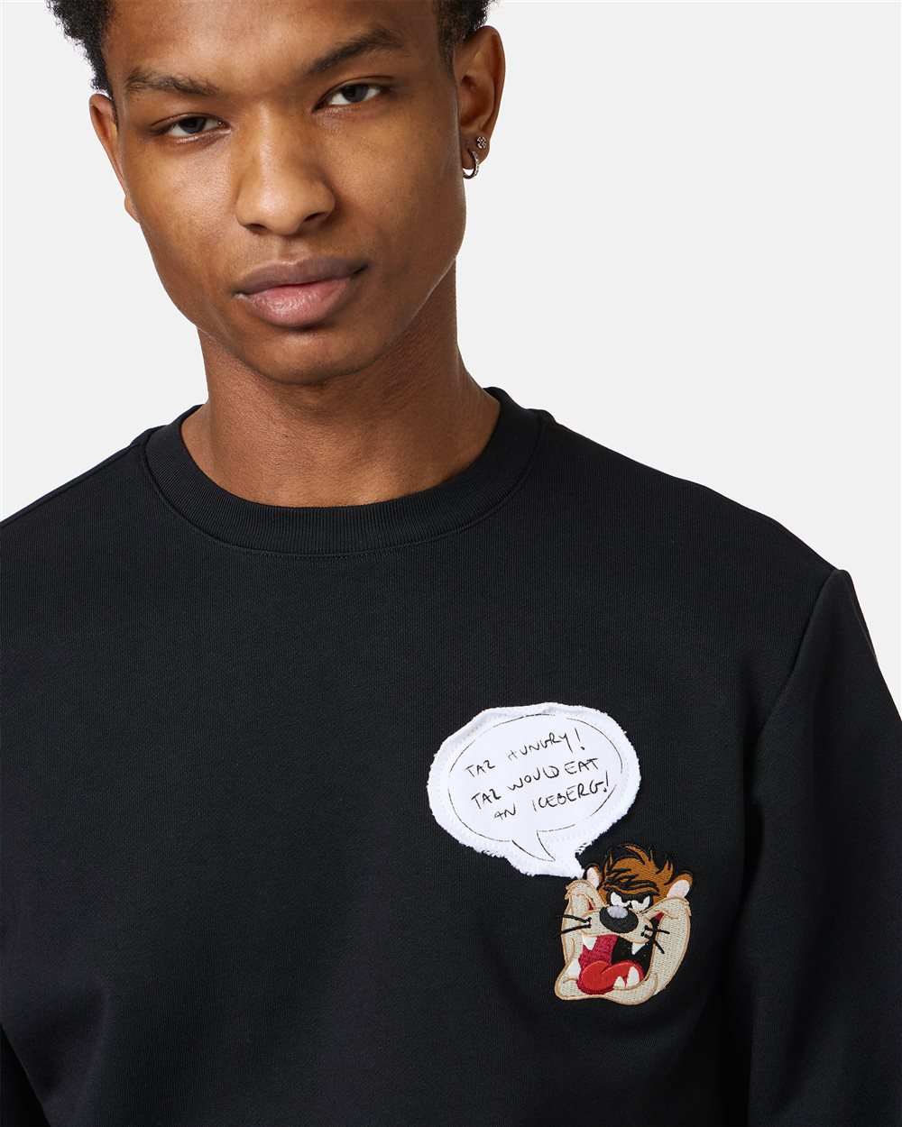 Classic regular fit black crewneck sweatshirt with Looney Tunes detail - Iceberg - Official Website