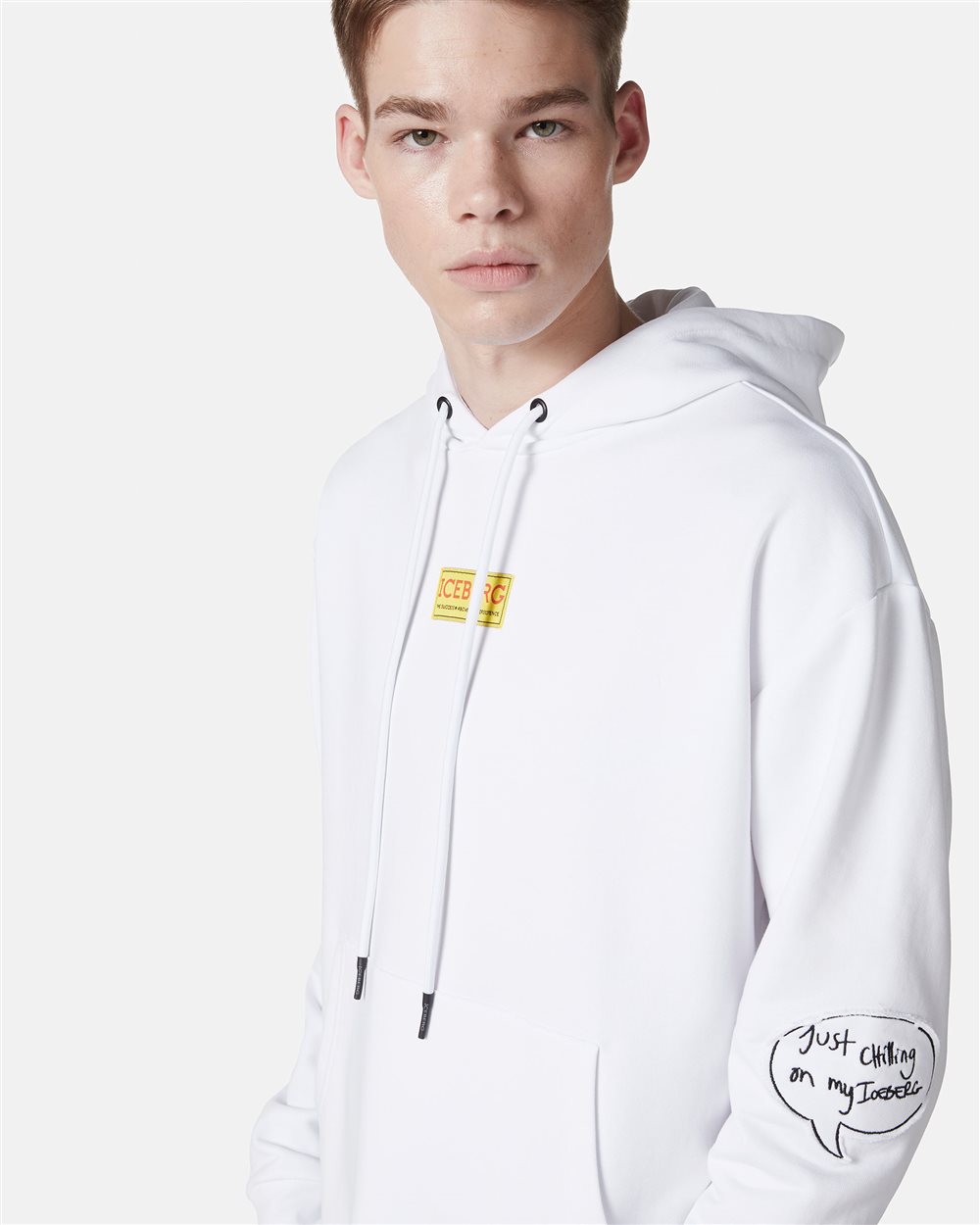 Felpa hoodie color bianco ottico regular fit con stampa Looney Tunes e label logo - Iceberg - Official Website