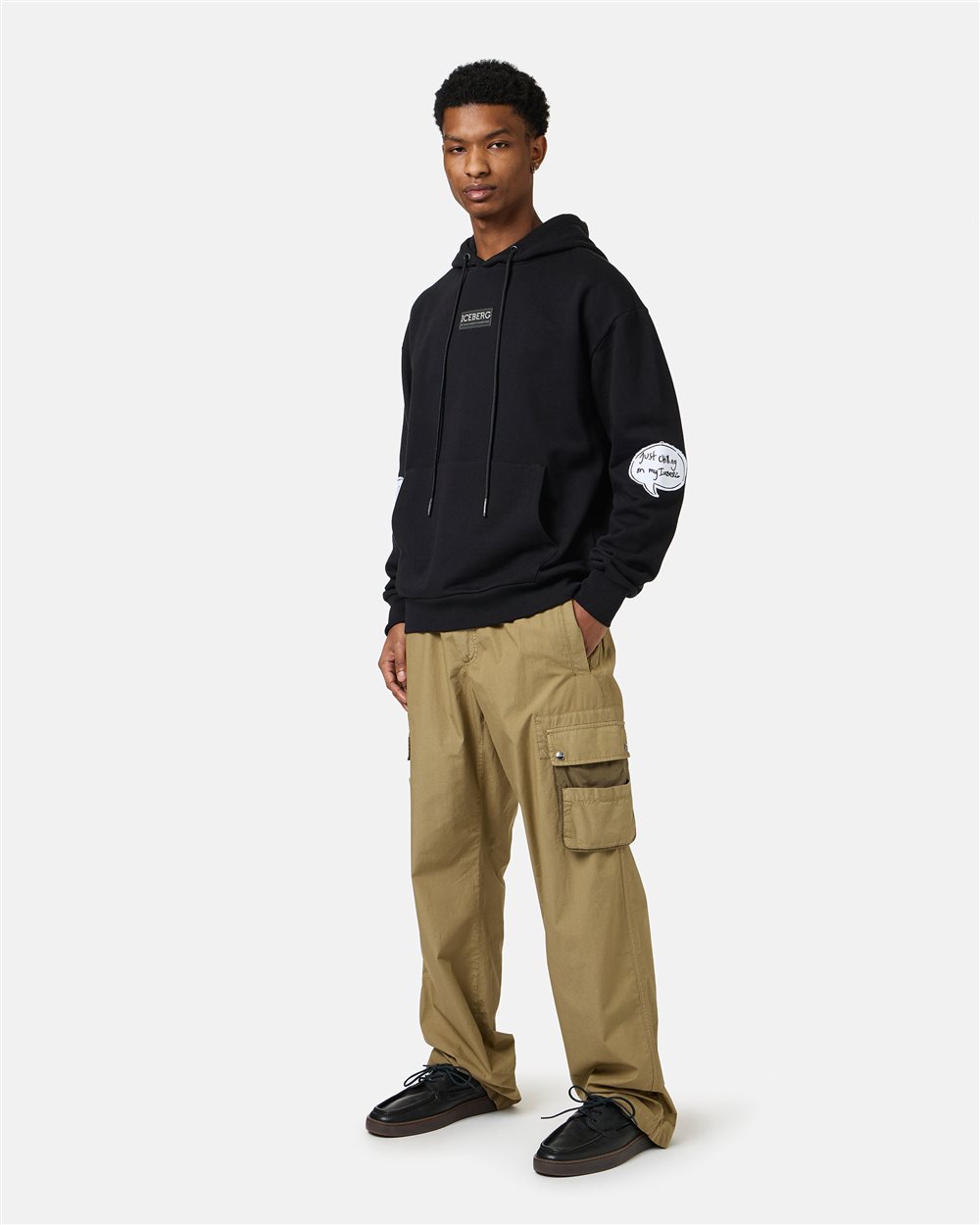 Black egular fit hoodie with Looney Tunes print and logo label - Iceberg - Official Website