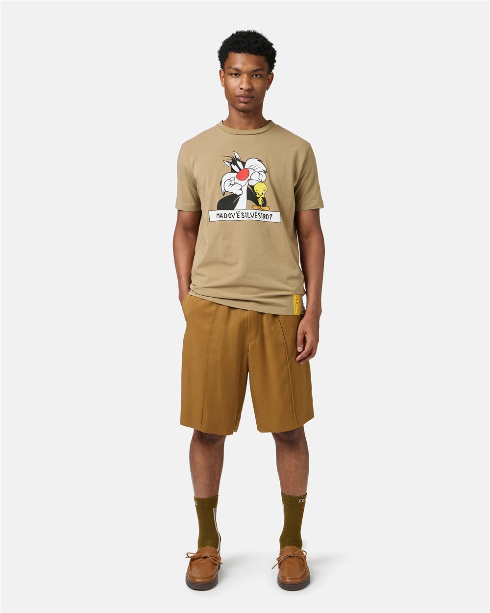 Fangogrünes T-Shirt aus nachhaltiger Baumwolle mit Looney Tunes-Print - Iceberg - Official Website