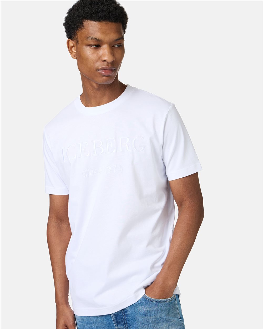 White carry-over cotton T-shirt with institutional logo embroidery - Iceberg - Official Website