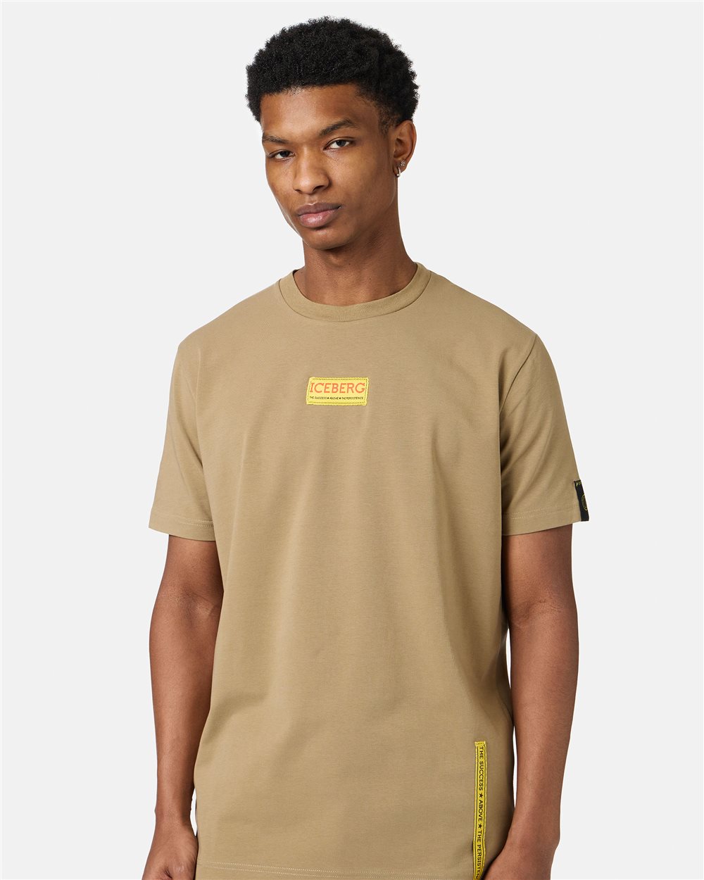 Slim-fit mud-colored T-shirt in sustainable cotton jersey - Iceberg - Official Website