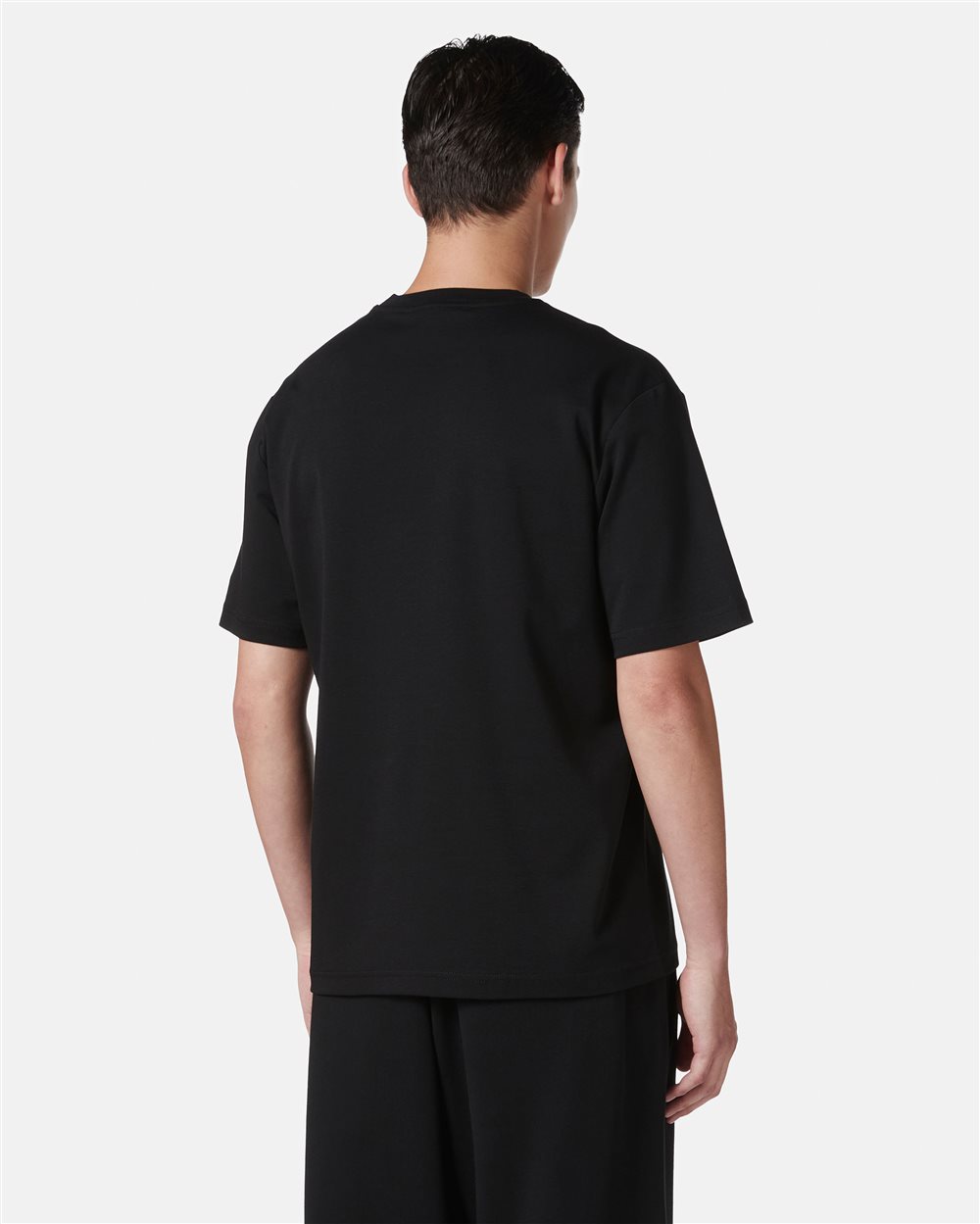 T-shirt nera regular fit in tessuto interlock sostenibile certificato GOTS - Iceberg - Official Website