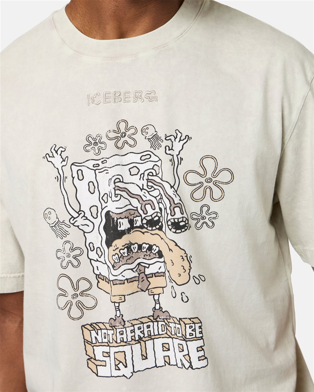 T-shirt color polvere regular fit in jersey con stampa SpongeBob - Iceberg - Official Website