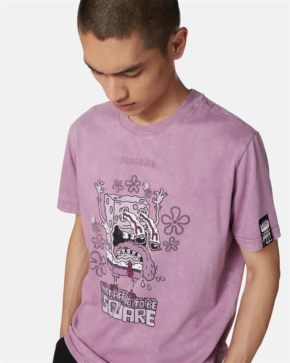 T-shirt color lampone regular fit in jersey con stampa SpongeBob - Iceberg - Official Website