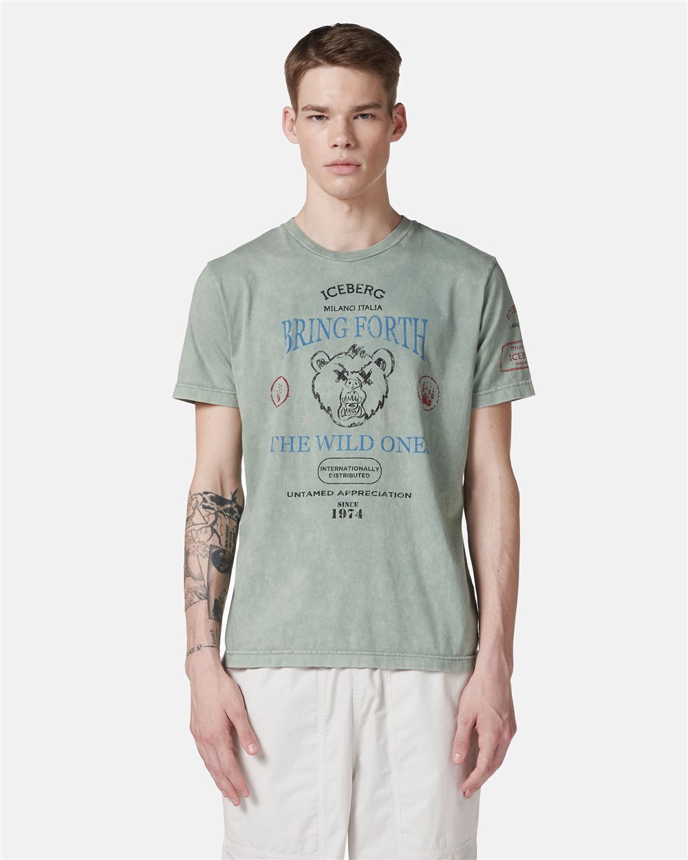 Regular-fit mint-colored T-shirt in random-wash dyed cotton with maxi Bear print - Iceberg - Official Website