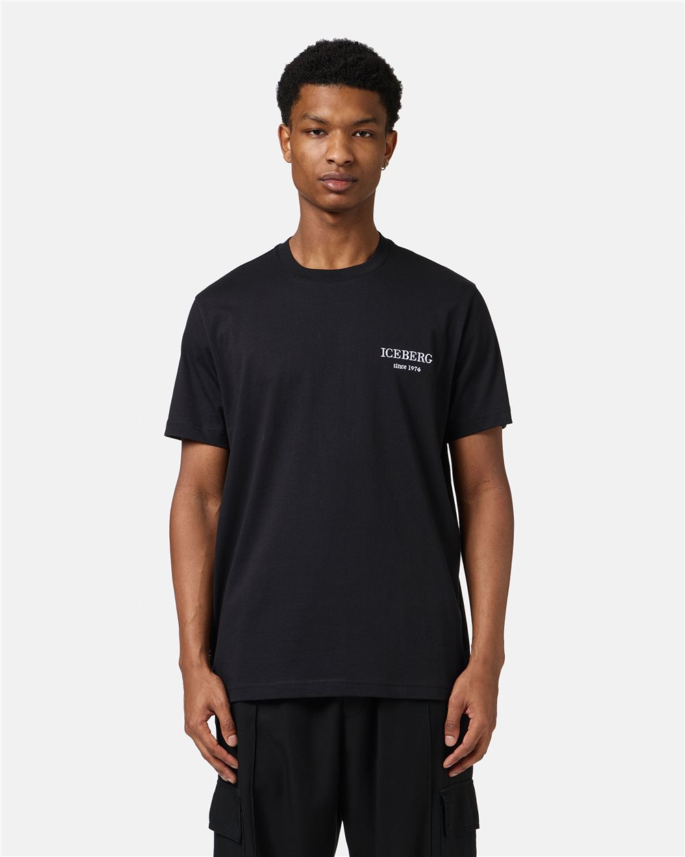 T-shirt nera classic regular fit in jersey - Iceberg - Official Website
